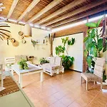 Aguaribay By Lovely Property